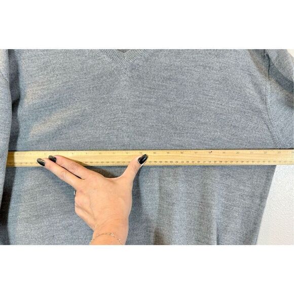 Vintage Cumran 100% Merino Wool Gray Made in Italy V-Neck Men's Sweater Large - Picture 7 of 8